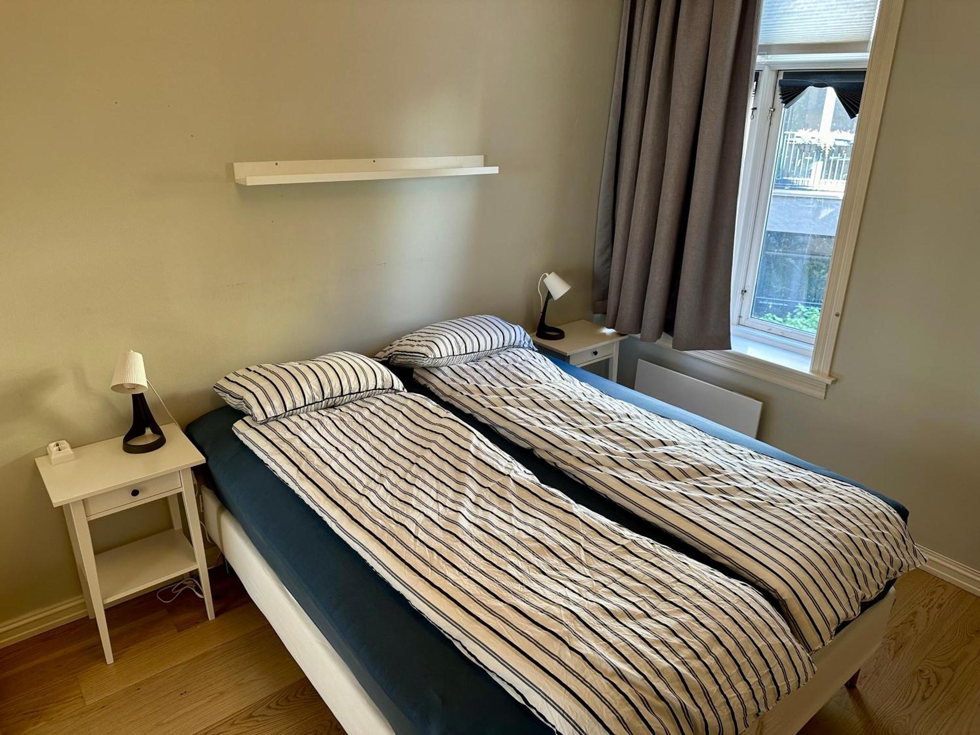 Classical 3 Bedroom, 2 Bath, Minutes From Royal Palace, Main Shopping Street, Restaurants & Downtown Oslo Exterior foto